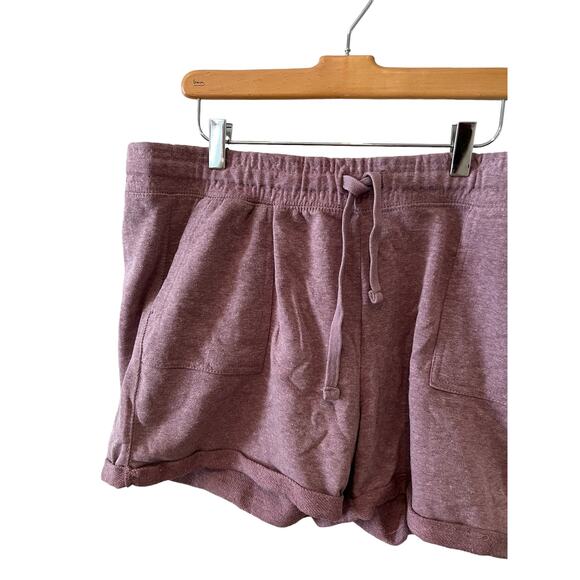 Leg3nd Athleisure Sweat Shorts in Heathered Lavender L - Picture 2 of 5